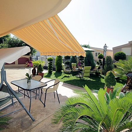 Villa Jupok Бар Экстерьер фото