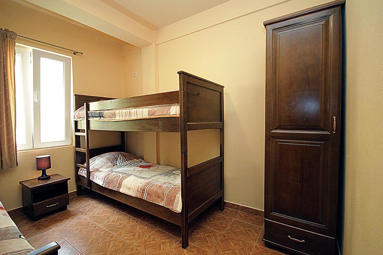 Villa Jupok Бар Экстерьер фото