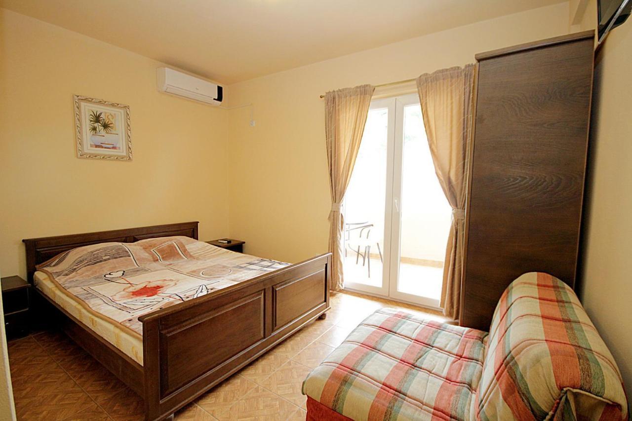 Villa Jupok Бар Экстерьер фото