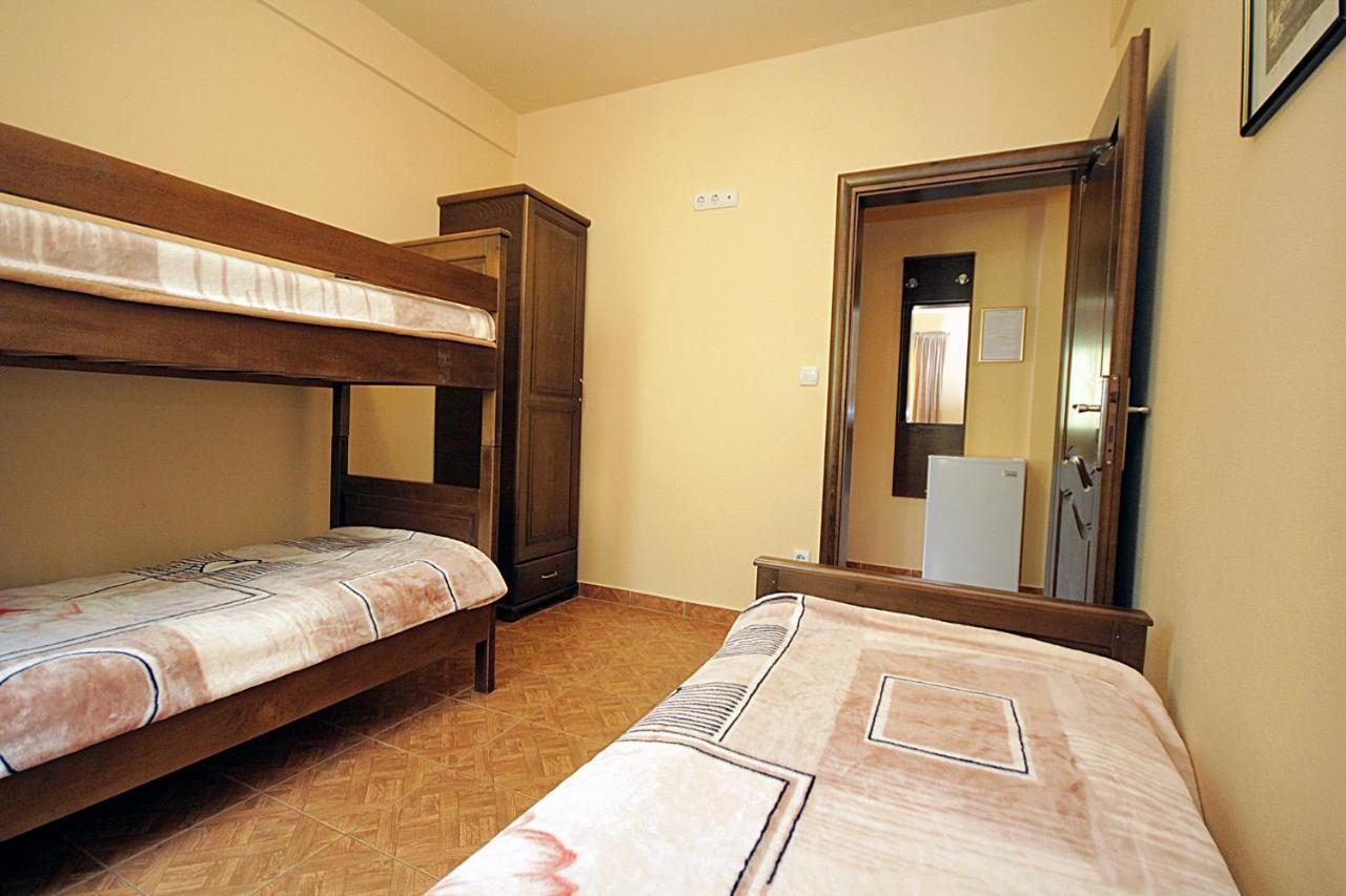 Villa Jupok Бар Экстерьер фото